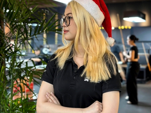 NHÂN VIÊN 