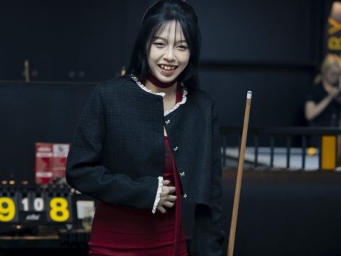 KHÁCH HÀNG 