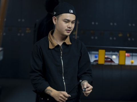 KHÁCH HÀNG 